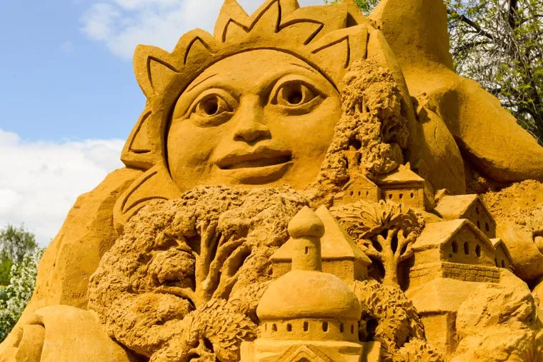 Скульптуры из песка. Челябинск