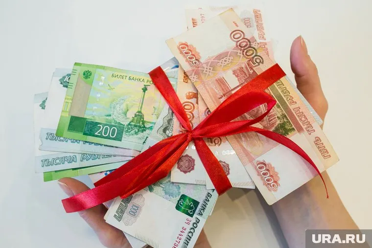 Победители ежемесячно будут получать по 25 тысяч рублей