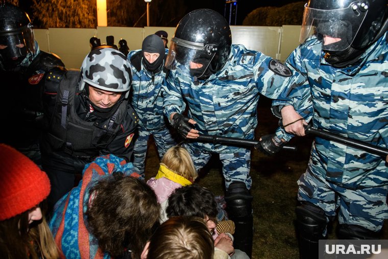 Задержаны 37 участников беспорядков в Белграде