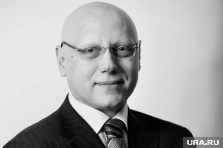 Эдуард Суворов, предположительно, снят с должности директора «Ленфильма»