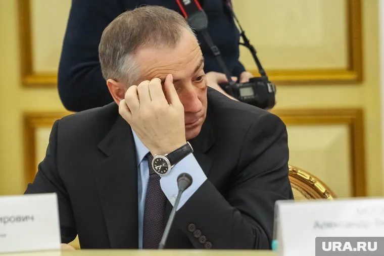 Глава Тобольска получает после выборов  покорную "свиту"