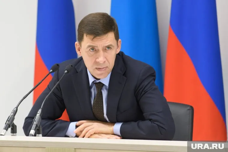 Евгений Куйвашев пока не давал поручений по майским пожарам