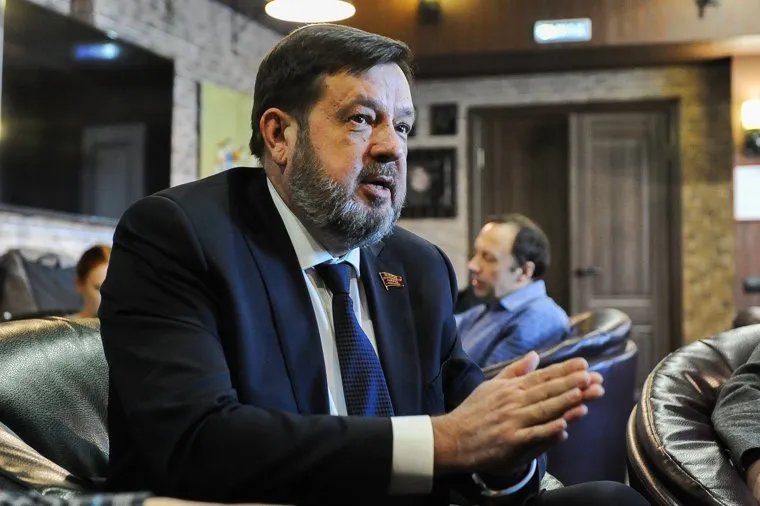 "Сигарный клуб" на тему городской среды, с участием депутатов и глав районов. Челябинск, рябенко андрей