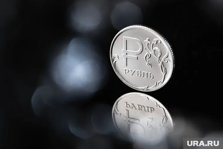 В Минфине заявляют, что средств ФНБ хватит на шесть-десять лет при цене на нефть в 25-30 долларов за баррель