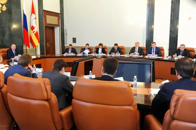 Совещание на тему: «Реализация национального проекта «Экология» в Уральском федеральном округе с участием Полномочного представителя Президента России в УрФО Николая Цуканова и губернаторов округа. Челябинск