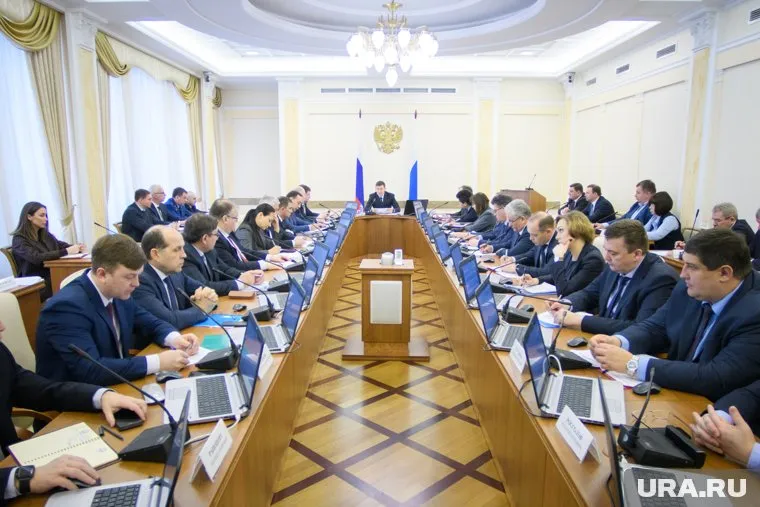 Заместителям губернатора и министрам нельзя брать отпуска до конца пандемии