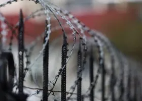 Сотрудника курганского ФСИН заподозрили в выбивании показаний из осужденных