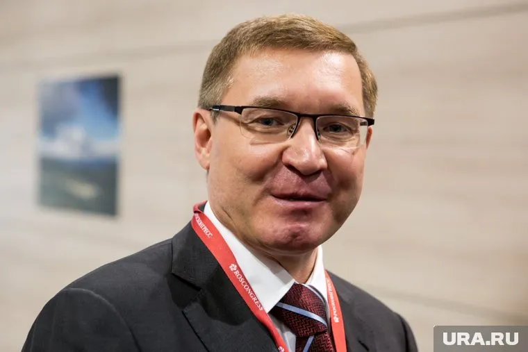 Новый глава Минстроя РФ Владимир Якушев формирует команду из тюменцев