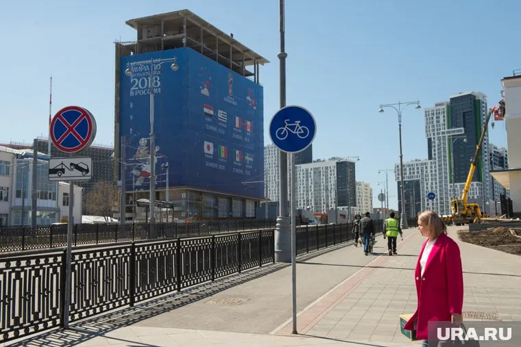 Вместо красивого Hyatt гостям Екатеринбурга придется смотреть на недострой прямо у «Екатеринбург-Арены»