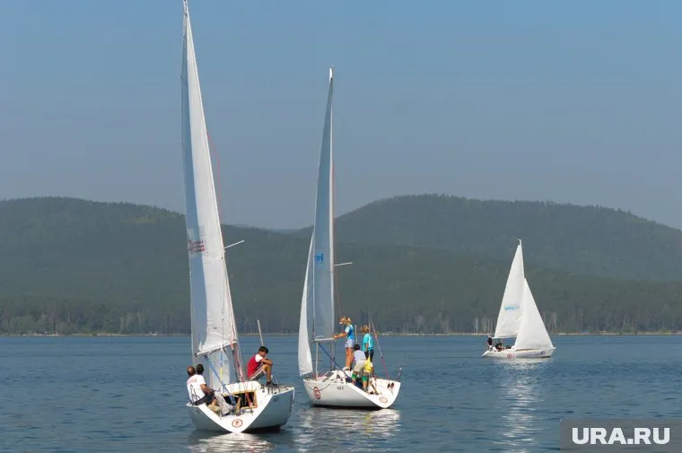 Спортсмены оказались в беде