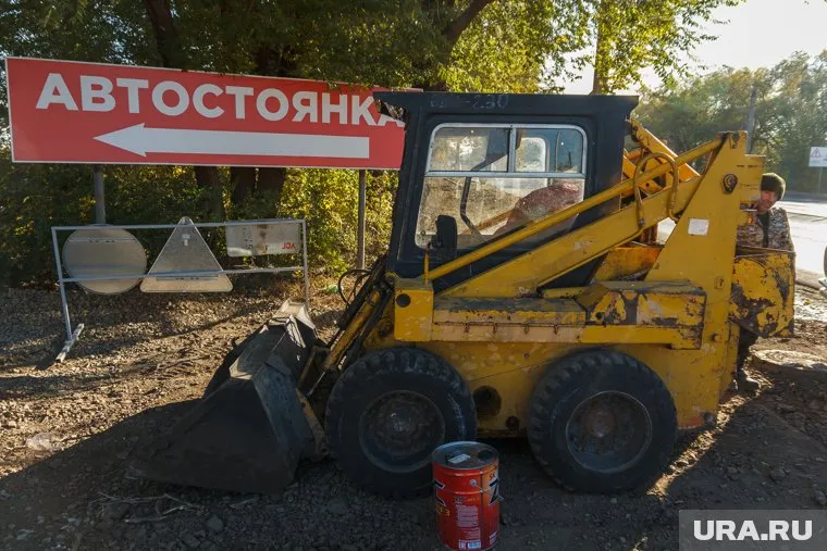 В Салехарде подрядчик устроил свалку на месте автостоянки (фото из архива)