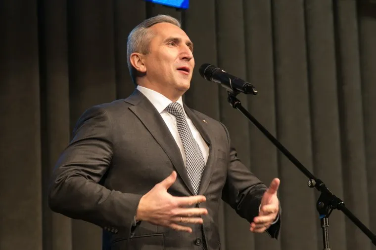 Александр Моор на праздновании 95-летия Тюменского района. Тюмень, моор александр