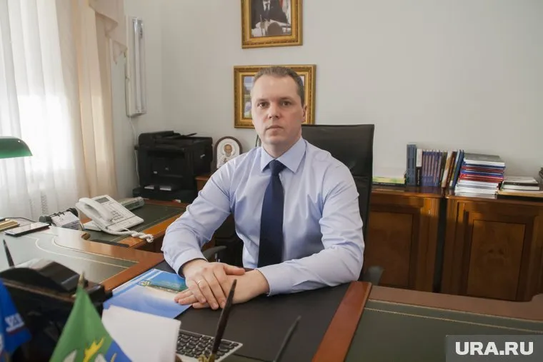 Иван Сакал закончил поездки по Харсаиму и Аксарке