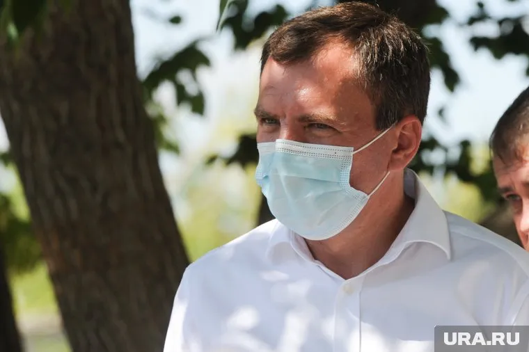 Глава минстроя Юлий Элбакидзе стал самым богатым министром челябинского правительства