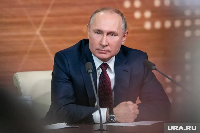 Владимир Путин будет работать 23 февраля