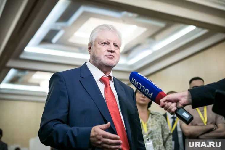 Миронов призвал досрочно назначать страховую пенсию ветеранам