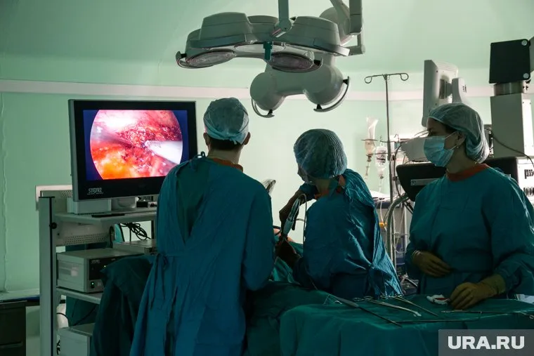 Медиков обеспечили трехразовым питанием