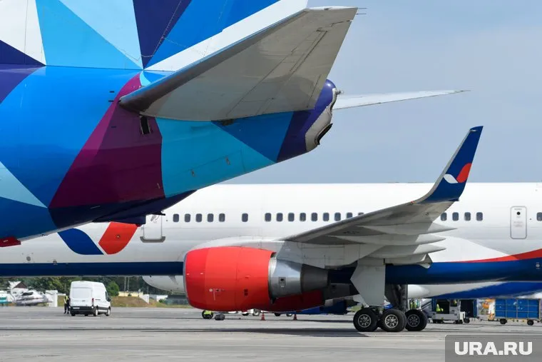 Один из рейсов до Санкт-Петербурга задержали на 17 часов