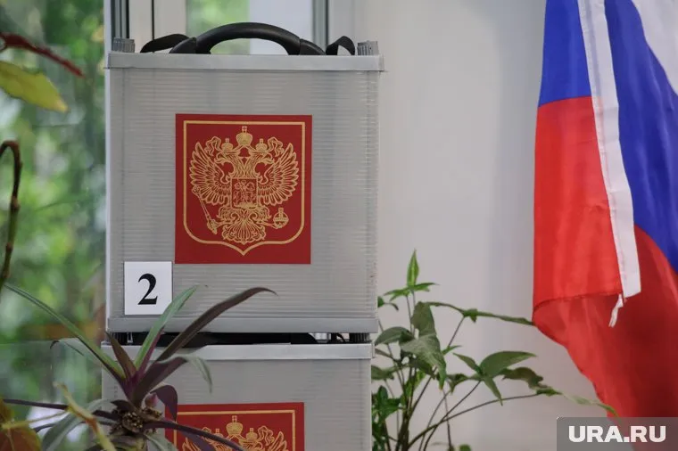 Все население поселка проголосовало к 12.00