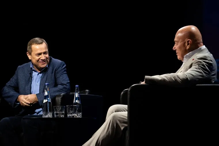 Интервью Владимира Познера с Валентином Юмашевым в рамках фестиваля «Слова и музыка свободы – СМС». Екатеринбург