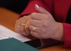 Влиятельная экс-чиновница собирает коалицию против любимчика Куйвашева