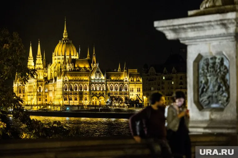 Венгрия предложила провести российско-украинские переговоры в Будапеште
