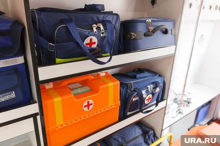 Турецкие медики приехали на место ДТП, где в маршрутке были россияне