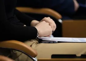 Директор школы в Нижних Сергах, где жестоко избили школьницу, отделалась замечанием