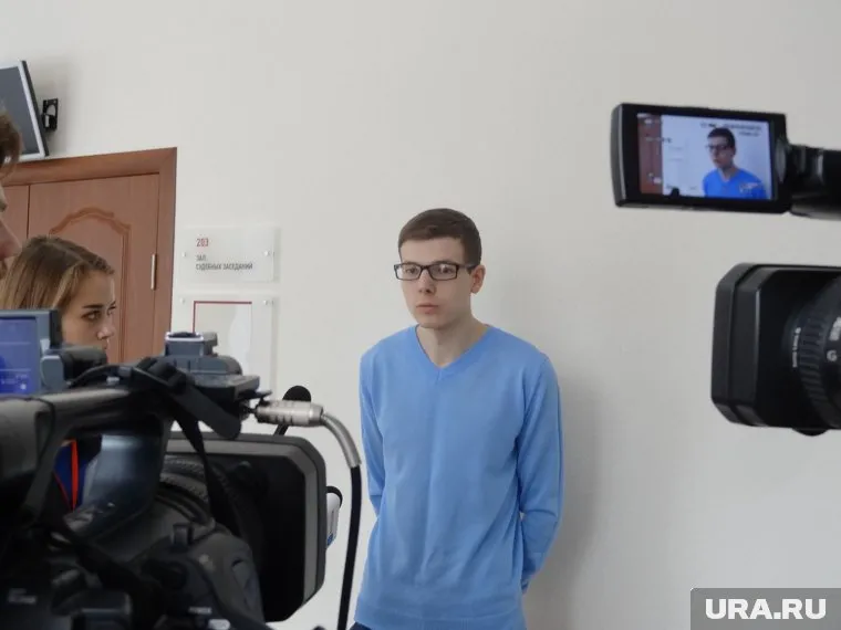 Во время заседания выступил и судмедэксперт, отказавшийся «подыграть» прокурору и следователю