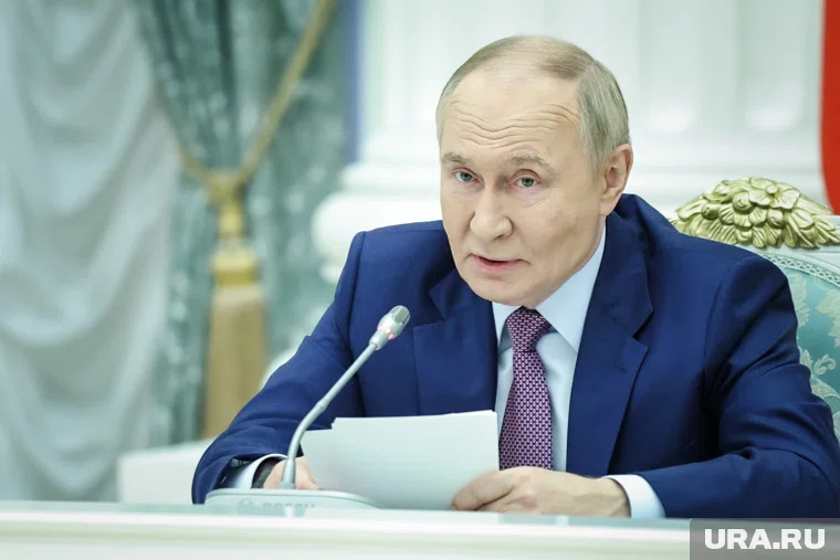 Крылатая ракета «Буревестник» состоит только из российских материалов, заявил Путин