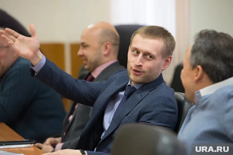 Полномочия Александра Караваева истекают 6 марта 2016 года