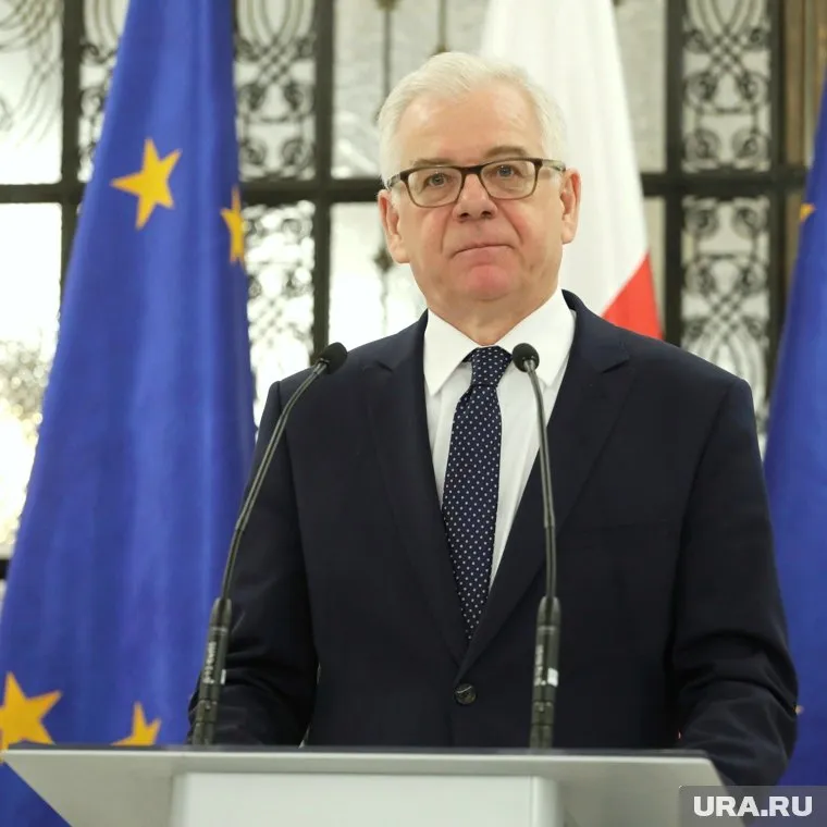 Министр иностранных дел Польши выступил против немецкой позиции по газопроводу