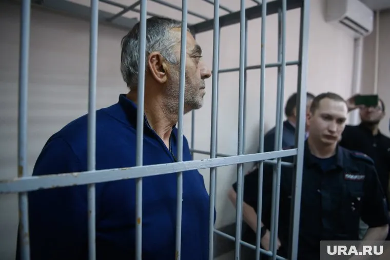 Мера пресечения Бакиру Сафарову в Ленинском районном суде. Екатеринбург