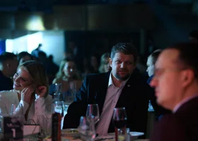 «Провокация и игра»: экс-жена свердловского депутата Блохина высказалась о его конфликте с моделью