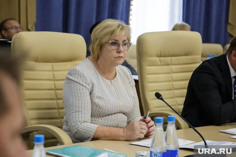 Раиса Кассина предложила заменить двойки на «точки»