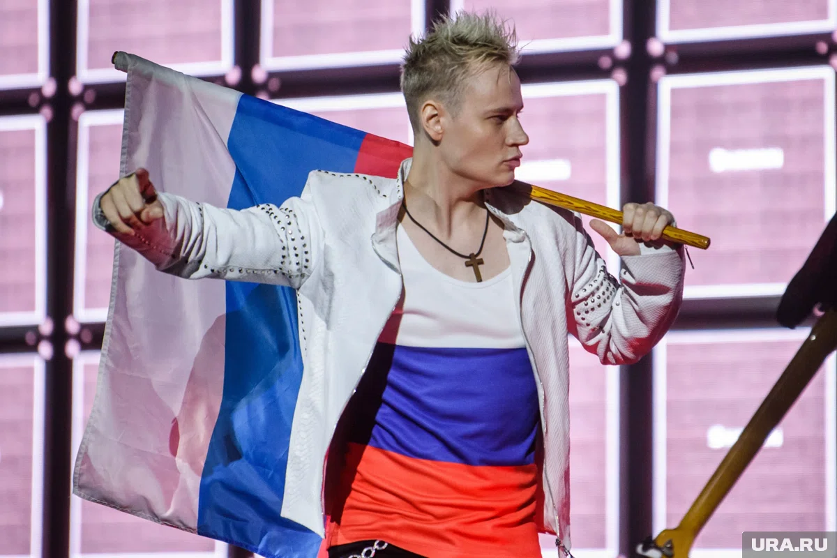 В нижневартовском лицее звонок на перемену заменили на песню Shaman «Я русский»