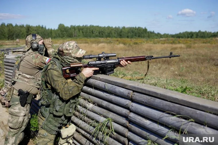 Среди добровольцев — военнослужащие с большим опытом