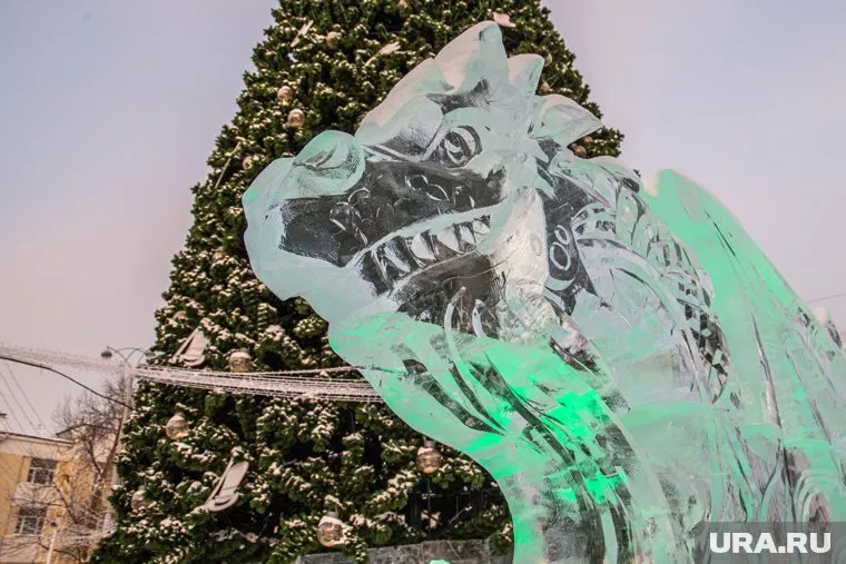 В китайский Новый год нельзя пользоваться острыми предметами, потому что они «разрезают» поток удачи