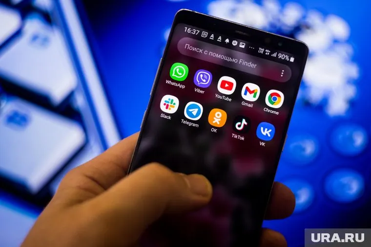 Губернаторам посоветовали публиковать больше фото в соцсетях