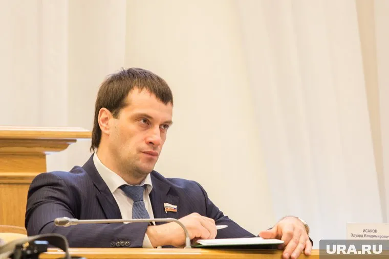 Сенатор обвинил во всем пиарщиков из недружественных стран