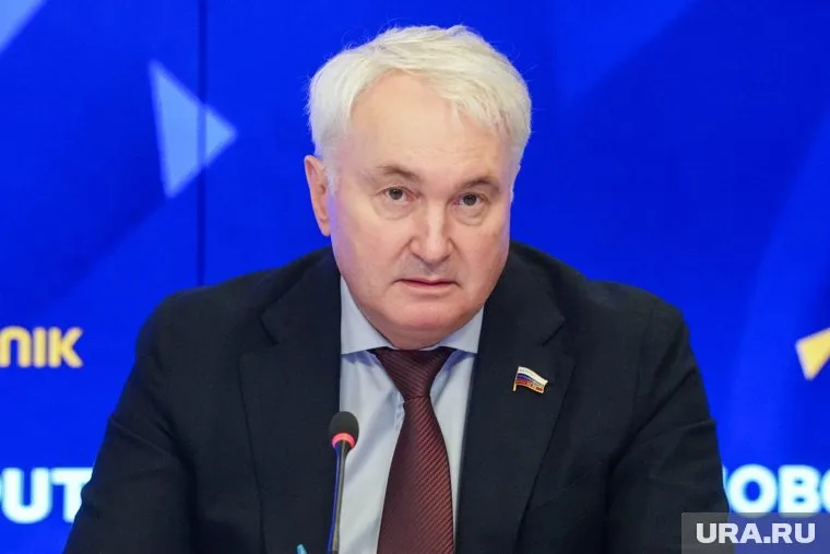 Депутат напомнил, что в середине 20 века советские добровольцы оказывали помощь Корее