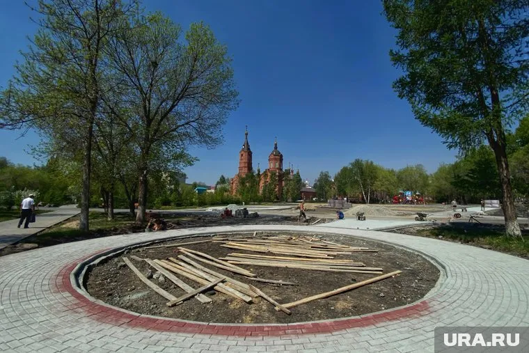 Курганский горсад должны отремонтировать к 15 июня