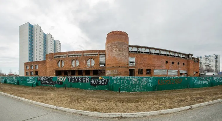 Виды города. Нижневартовск, долгострой, стройка