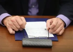 В ЯНАО глава района добивается отставки председателя избиркома