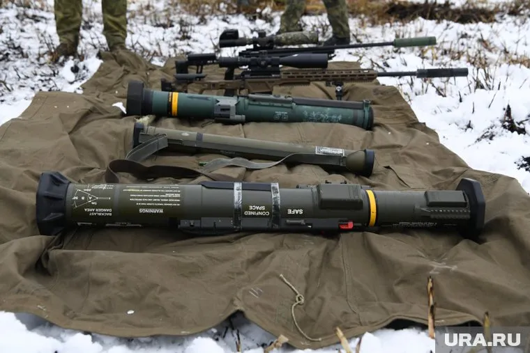 Запад продолжит снабжать Украину оружием, пока они будут об этом просить, сказал Виктор Литовкин