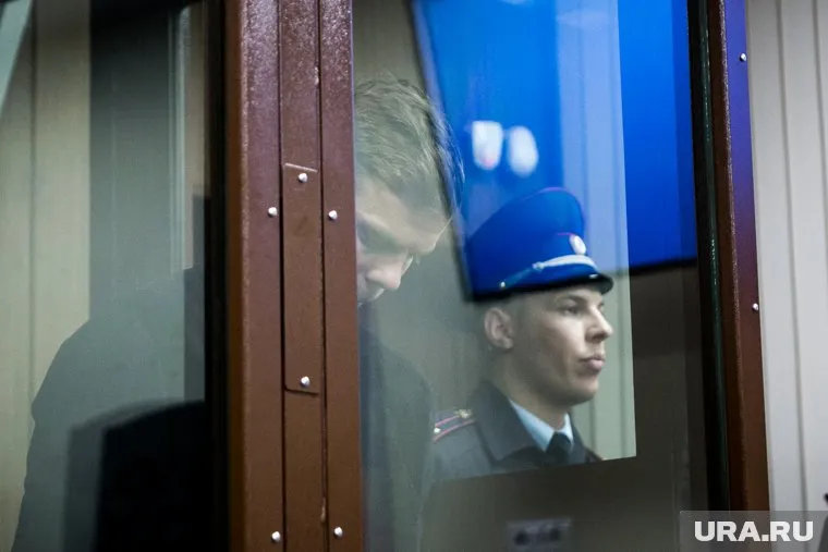 Александр Кокорин вместе с Павлом Мамаевым могут еще два месяца провести в «Бутырке»