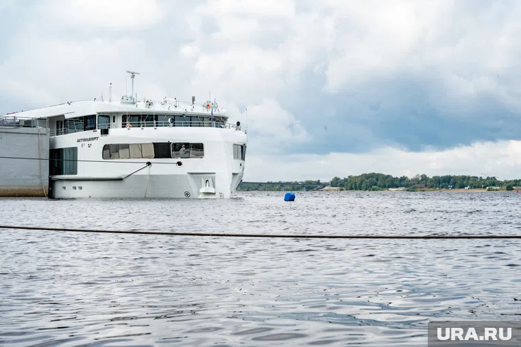 Всего на борту около 600 человек из России (архивное фото)