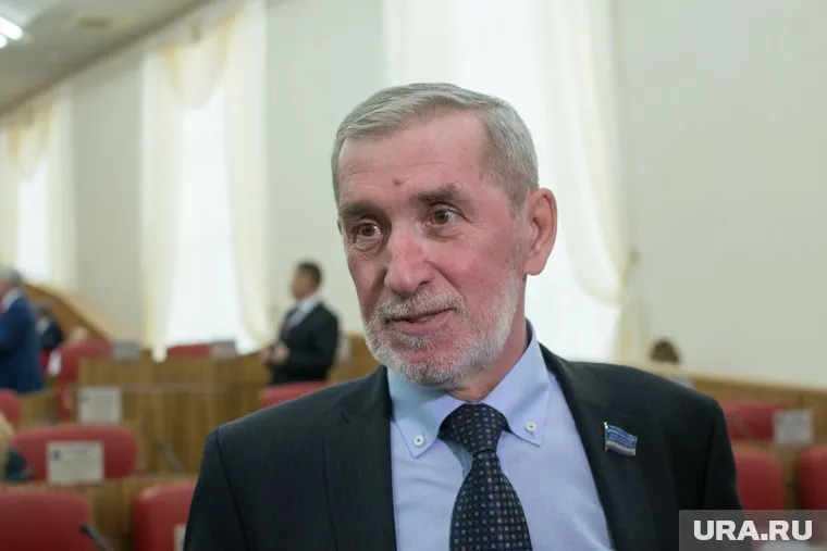 Александр Ермаков почти семь лет занимает кресло сенатора Совфеда