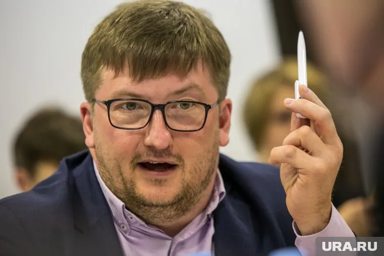 Глеб Кузнецов считает, что губернаторам нужно не подорвать доверие врачей