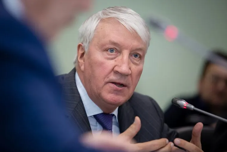 Общественные слушания по ботаническому саду. Сургут